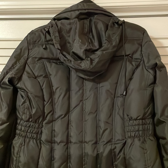 Guess Down Puffer Shell Jacket - Picture 3 of 4